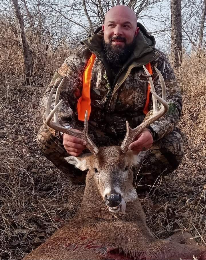 Hunt photo 12