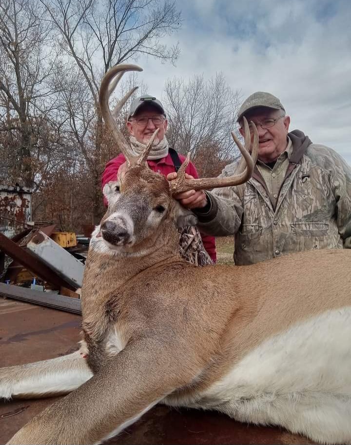 Hunt photo 22